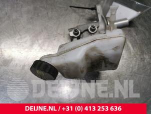 Toyota Pro-Ace City Hoofdremcilinder O174887 foto 2