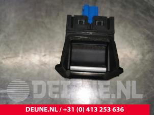 Toyota Pro-Ace City Handbremse Schalter O174889 foto 2