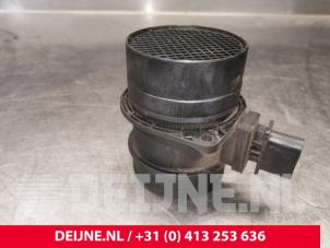 Volkswagen Transporter Luftmengenmesser O174899 foto 2