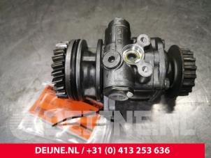 Volkswagen Transporter Lenkkraftverstärker Pumpe O174901 foto 3