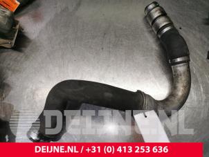 Volkswagen Transporter Intercooler Buis O174903 foto 2