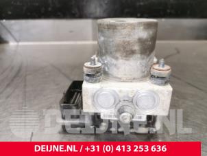 Renault Trafic ABS Pumpe O174905 foto 2