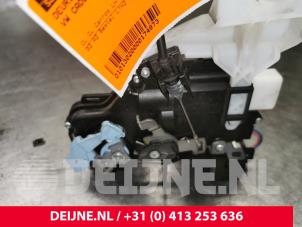 Volkswagen Caddy Türschlossmechanik 2-türig links O174973 foto 3
