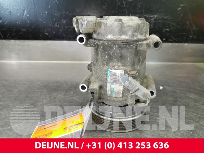 Renault Kangoo Air conditioning pump O175122