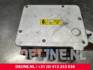 Gebruikte Spanning Stabilisator Tesla Model S P85D Prijs € 242,00 Inclusief btw aangeboden door van Deijne Onderdelen Uden B.V.