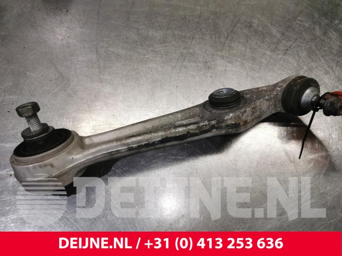 Tesla Model S Front lower wishbone, left O175229
