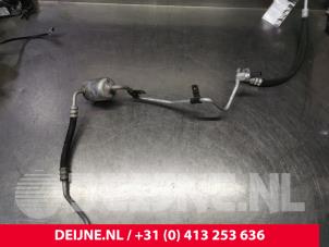 Tesla Model S Air conditioning line O175294 photo 3
