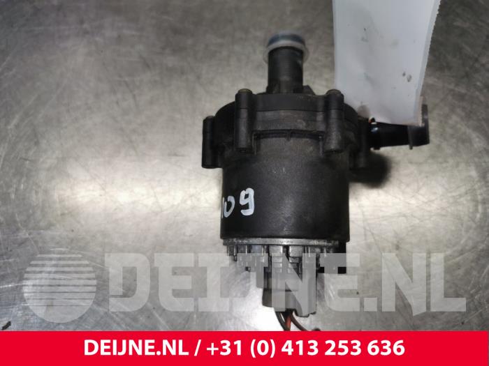 Tesla Model S Zusätzliche Wasserpumpe O175303