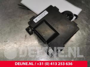 Tesla Model S Zentralverriegelung Modul O175407 foto 3