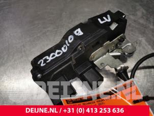 Tesla Model S Türschlossmechanik 4-türig links vorne O175419 foto 2