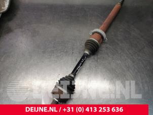 Gebruikte Homokineetas rechts-voor Volvo V60 II (ZW) 2.0 D4 16V Prijs € 350,00 Margeregeling aangeboden door van Deijne Onderdelen Uden B.V.