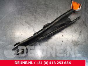 Volvo V60 Rear lower wishbone, left O175478 photo 3