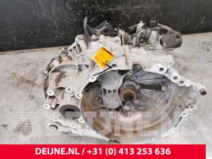 Volvo V60 Versnellingsbak O175551 foto 2