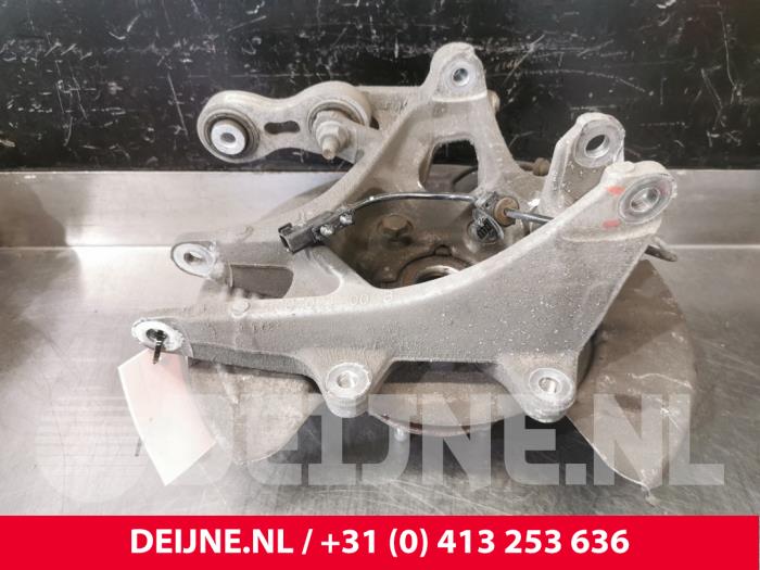 Tesla Model S Knuckle, rear right O175591