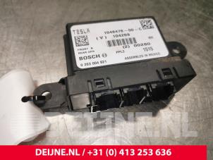Tesla Model S PDC Modul O175607 foto 2