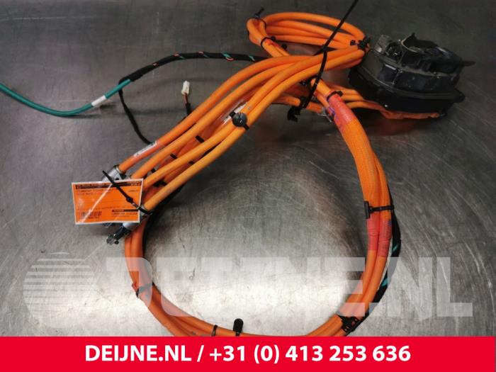 Tesla Model S Oplaadpunt stekker aansluiting O175610
