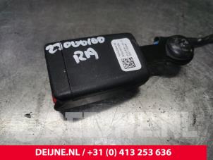Tesla Model S Rear seatbelt buckle, right O175635 photo 3