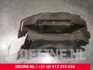 Tesla Model S Remklauw (Tang) rechts-achter O175648 foto 2