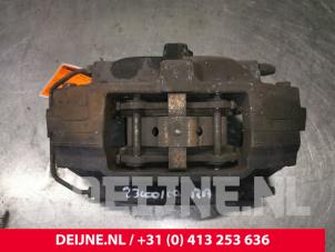 Tesla Model S Remklauw (Tang) rechts-achter O175648 foto 3