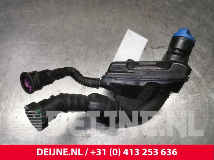 Volvo V60 Füllrohr adbluetank O175656