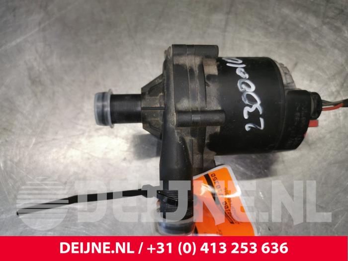 Tesla Model S Zusätzliche Wasserpumpe O175668