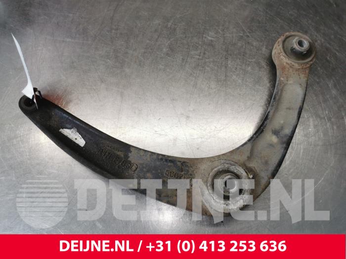 Peugeot Partner Draagarm onder rechts-voor O175669