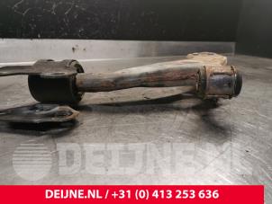 Volvo V40 Front lower wishbone, right O175740 photo 3