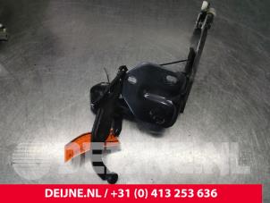 Mercedes Vito Schuifdeurrol rechts O175788 foto 3