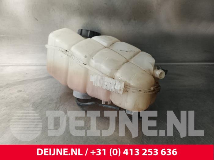 Volvo V40 Ausgleichsbehälter O175814