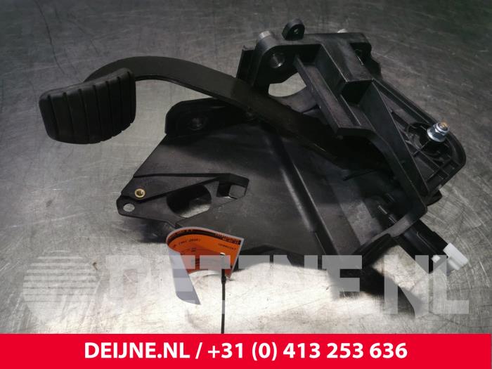Renault Master Rempedaal O175964