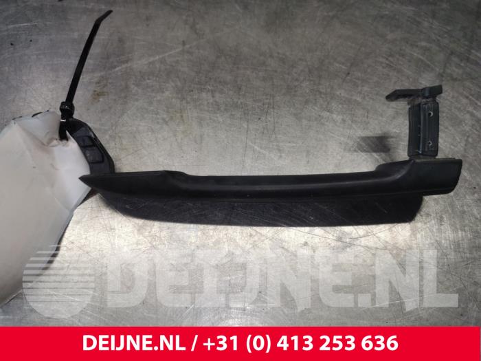 Mercedes Sprinter Türgriff 2-türig rechts O176046