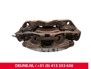 Volkswagen LT Front brake calliper, right O176105 photo 3