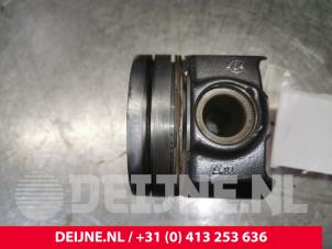 Toyota Pro-Ace Zuiger O176202 foto 3