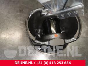 Gebruikte Zuiger Toyota ProAce 2.0 D-4D 122 16V Worker Prijs € 60,50 Inclusief btw aangeboden door van Deijne Onderdelen Uden B.V.