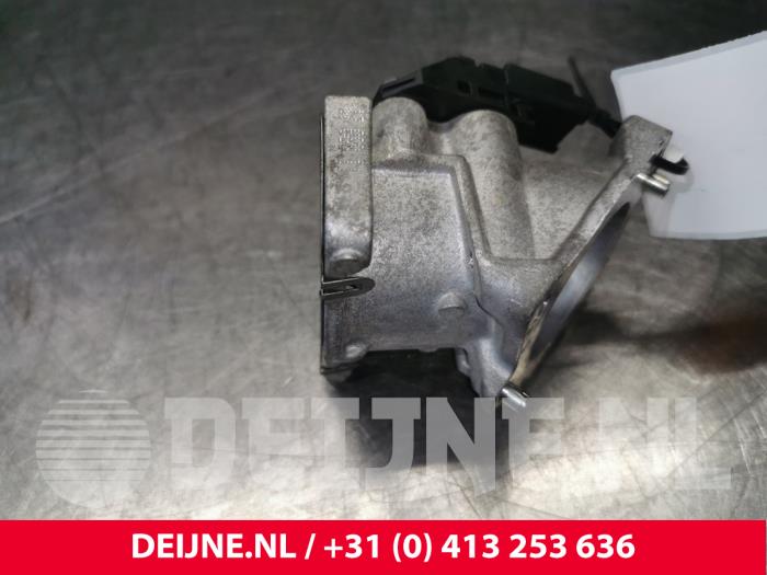 Gebruikte Spruitstuk Inlaat Toyota ProAce 2.0 D-4D 122 16V Worker Prijs € 54,45 Inclusief btw aangeboden door van Deijne Onderdelen Uden B.V.