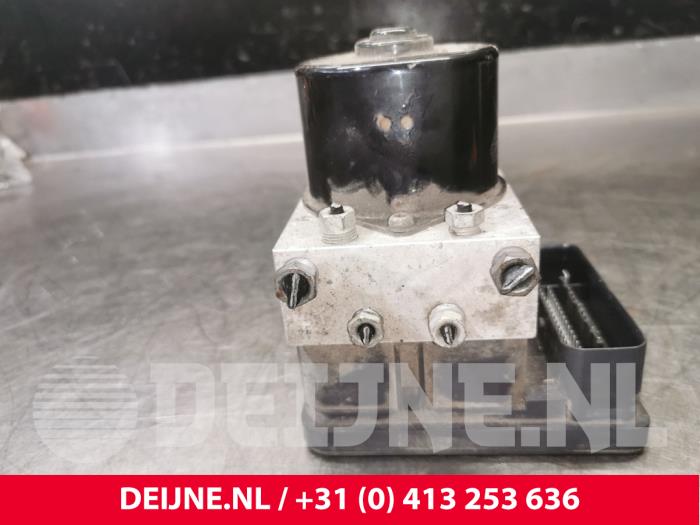 Volvo C30 ABS Pumpe O176221