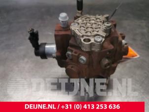 Volvo V50 Mechanical fuel pump O176338 photo 2
