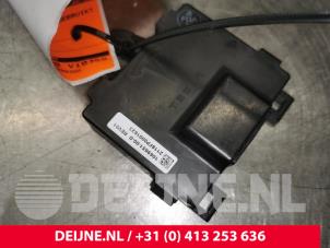 Tesla Model S Zentralverriegelung Modul O176461 foto 3
