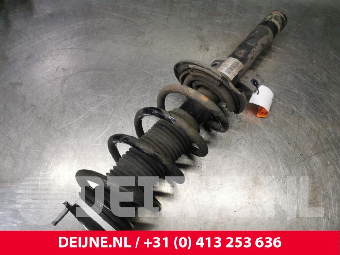 Ford Transit Stoßdämpferstrebe links vorne O176466
