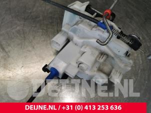 Peugeot Bipper Türschlossmechanik 2-türig links O176495 foto 2