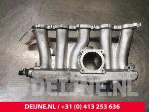 Volvo XC70 Intake manifold O176557 photo 3