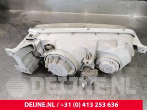 Hyundai H200 Headlight, left O176775 photo 2