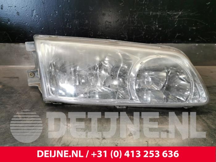 Hyundai H200 Headlight, right O176776