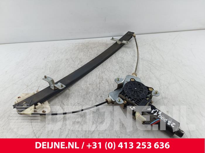 Hyundai H200 Window mechanism 2-door, front right O176786