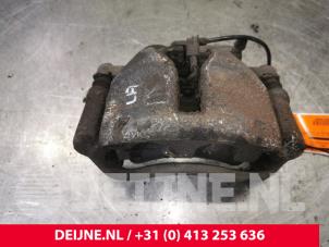 Mercedes Sprinter Remklauw (Tang) links-achter O176866 foto 4