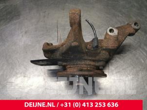 Renault Trafic Achsschenkel rechts vorne O176946 foto 3