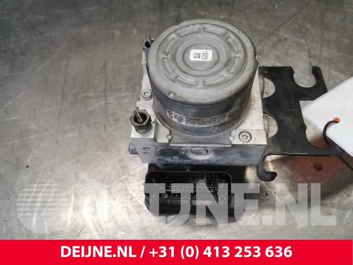 Renault Trafic ABS Pomp O177051