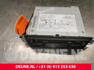 Opel Vivaro Radio O177173 foto 2