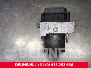 Opel Movano ABS Pomp O177195 foto 2