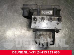 Gebruikte ABS Pomp Opel Movano 2.3 CDTi 16V FWD Prijs € 151,25 Inclusief btw aangeboden door van Deijne Onderdelen Uden B.V.